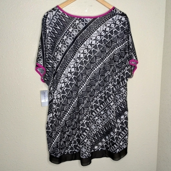 Catherines Black White Pink Patterned Top size 1X - Picture 5 of 8